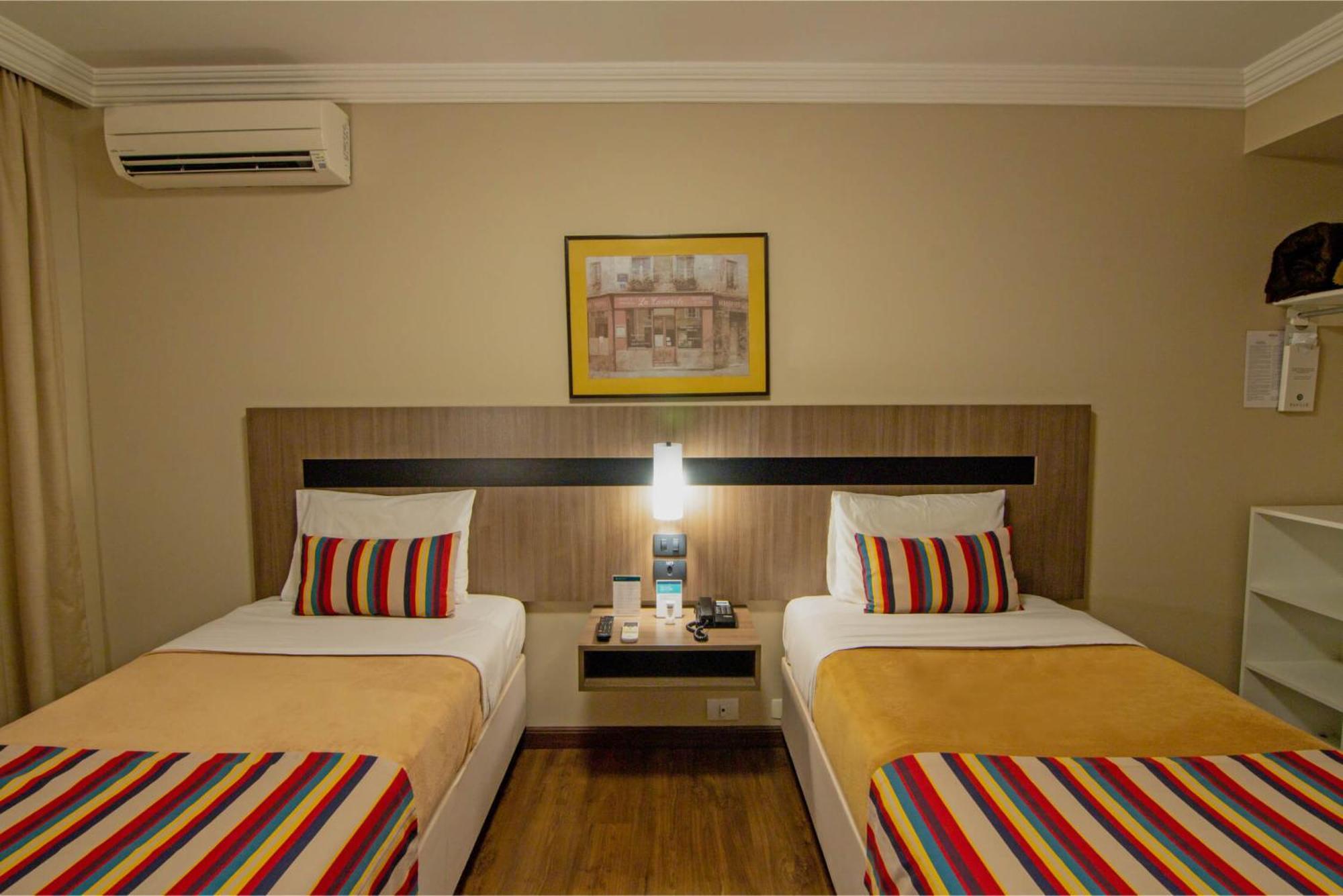 Hotel Deville Express Cascavel Extérieur photo