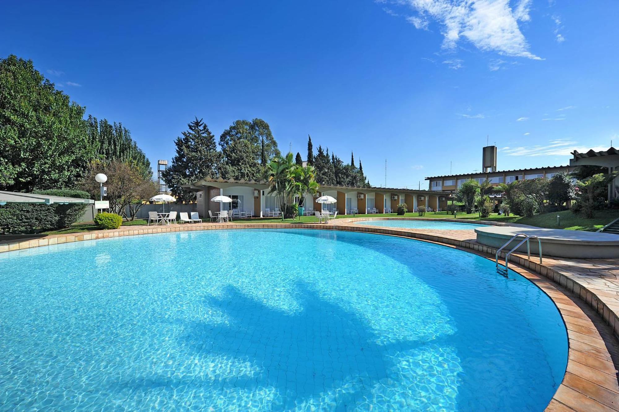 Hotel Deville Express Cascavel Extérieur photo